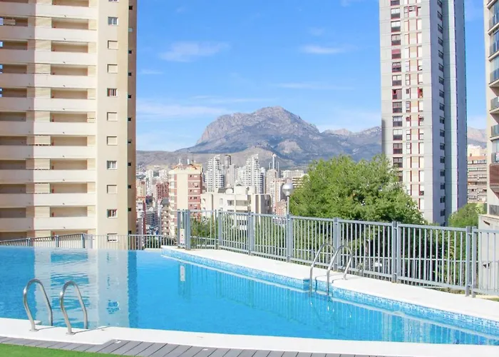 Seaview Deluxe Apartment *