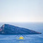 Seaview Deluxe *