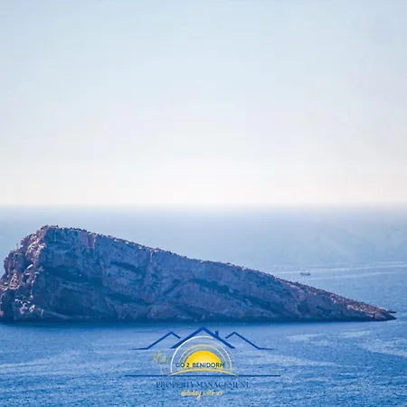 Bea's Seaview Deluxe *