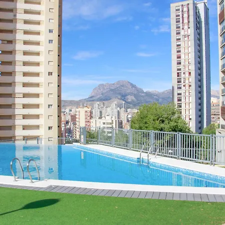 Seaview Deluxe Apartment *