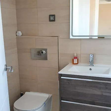 Bea's Seaview Deluxe アパート