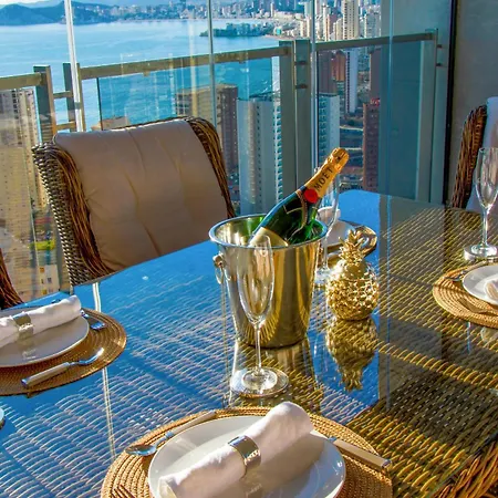 Bea's Seaview Deluxe